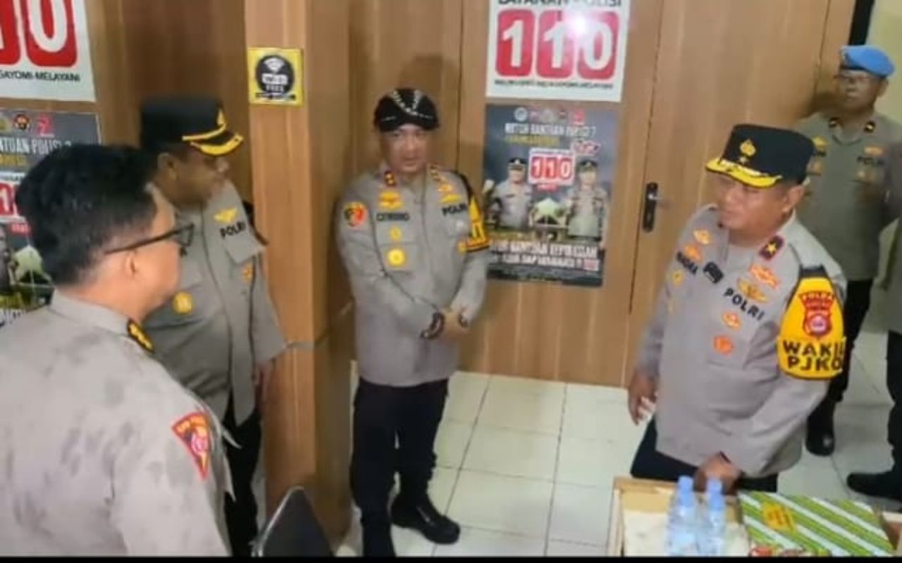 Wakapolda Banten Cek Layanan 110 Aduan Masyarakat Polres Serang