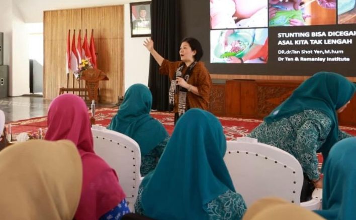 Dokter Tan Shot Yen Kupas Tuntas Gizi Balita, Kader Posyandu Banyuwangi Dapat Wawasan Baru