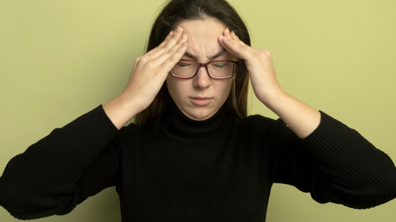 Dampak Overthinking Terhadap Kesehatan Otak: Studi Terkini dan Solusi