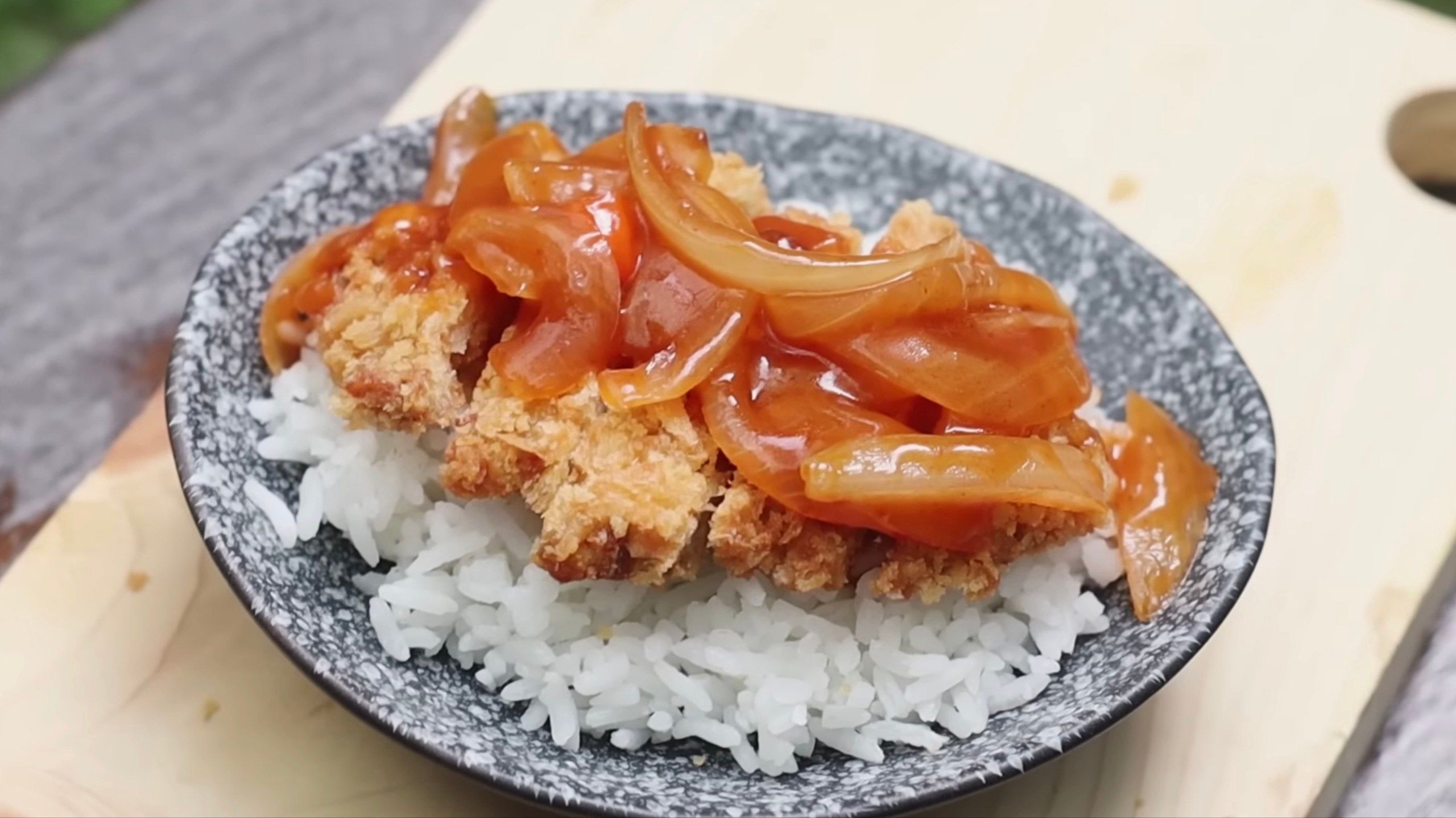 Resep Tempe Katsu Saus Asam Pedas yang Renyah dan Gurih, Bisa Buat Bekal Anak ke Sekolah!