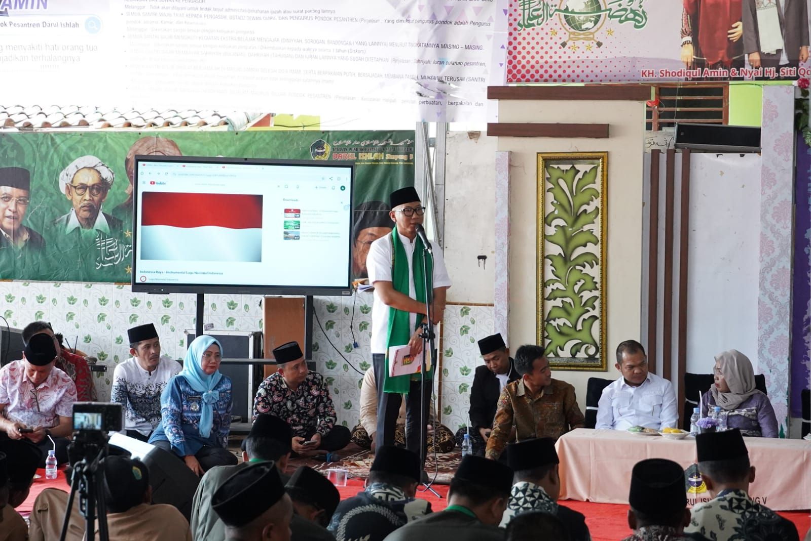 Gubernur Lampung Ingatkan Tingginya Putus Sekolah, Ajak Santri Jadi Harapan Masa Depan