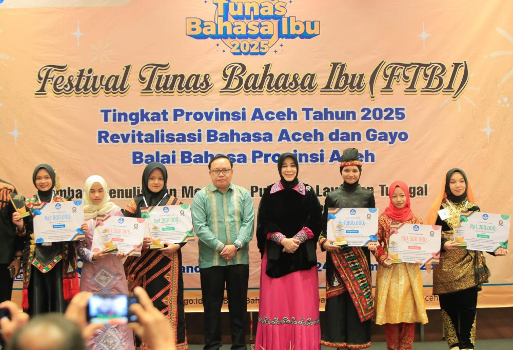 Festival Bahasa Ibu Aceh 2025 Resmi Ditutup, Illiza: “Bahasa Itu Identitas!”