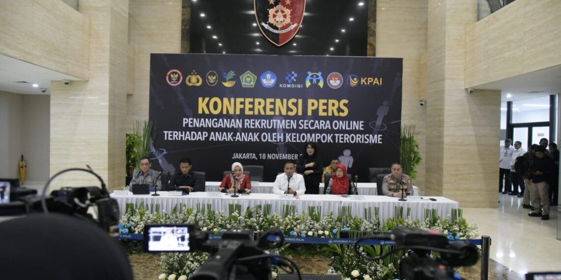 Densus 88 Ungkap Modus Baru Terorisme, Rekrut 110 Anak di 26 Provinsi Melalui Game Online dan Medsos