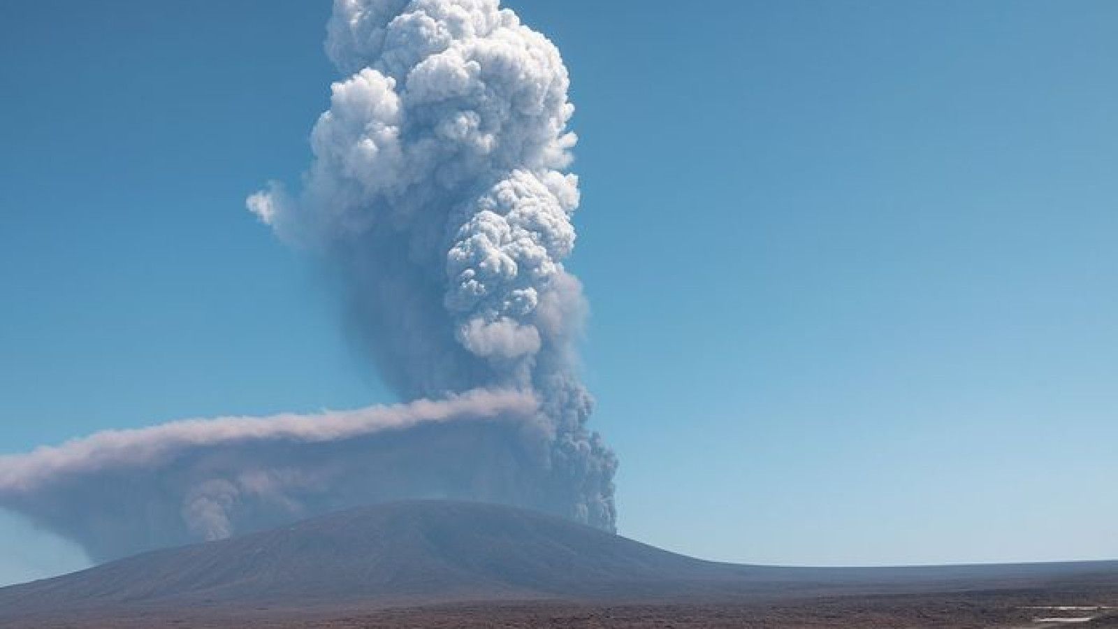 Letusan Gunung Hayli Gubbi Pertama Kali dalam 12.000 Tahun Mengguncang Ethiopia