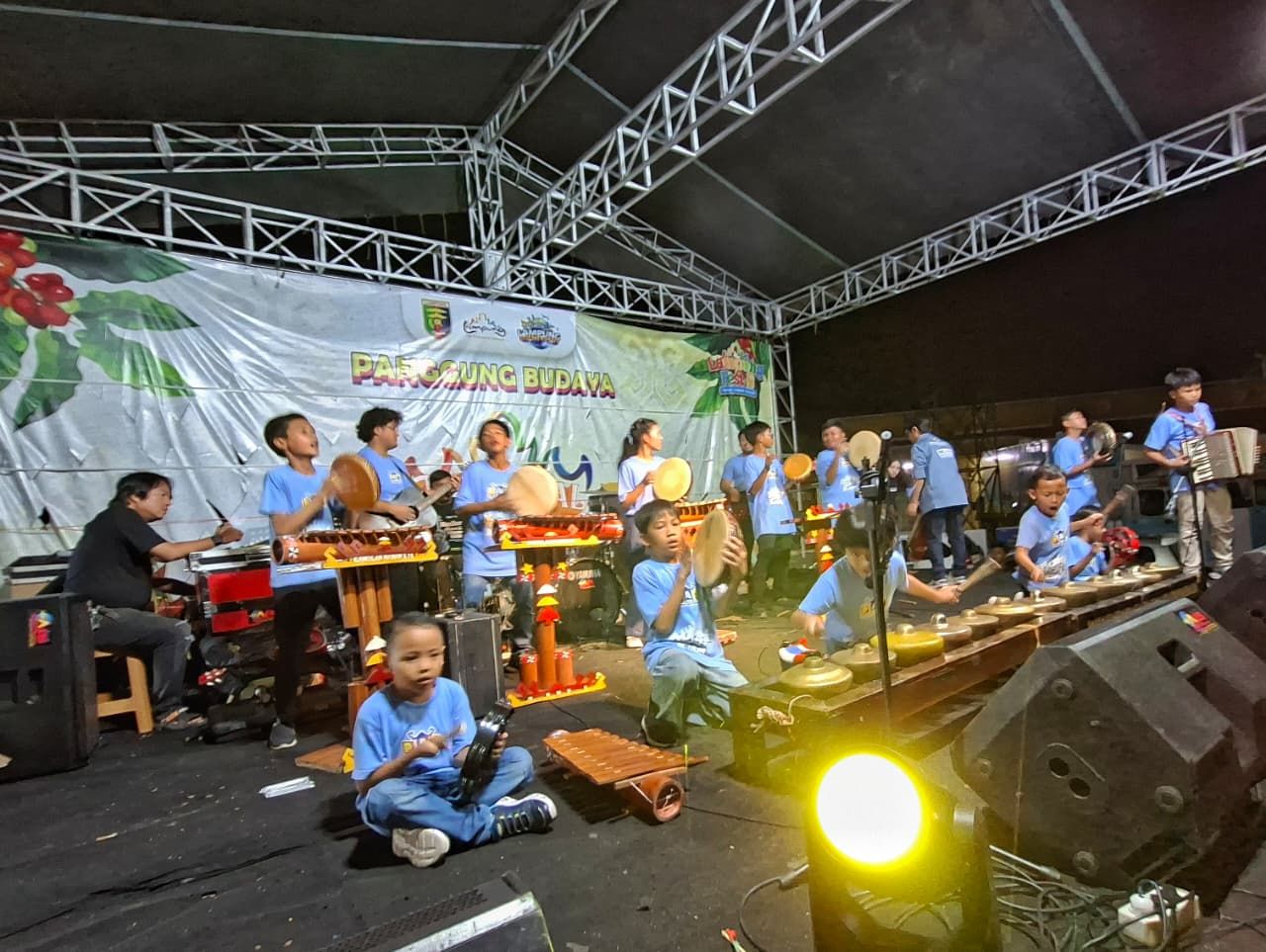 Tarian dan Lagu Nusantara Anak Lampung Curi Perhatian di Lampung Fest