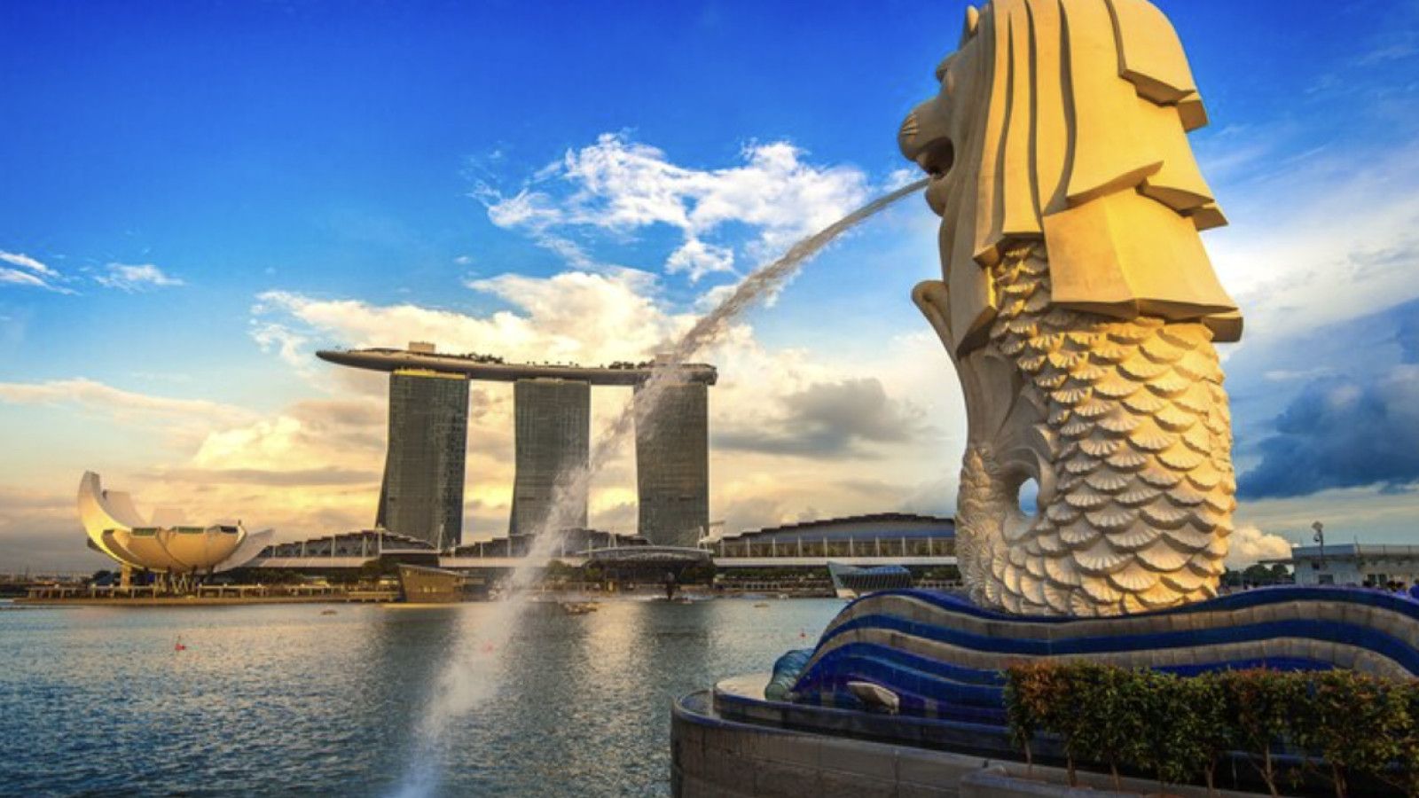 Menggali Keberhasilan Singapura: Kebijakan Efisien dan Inovasi