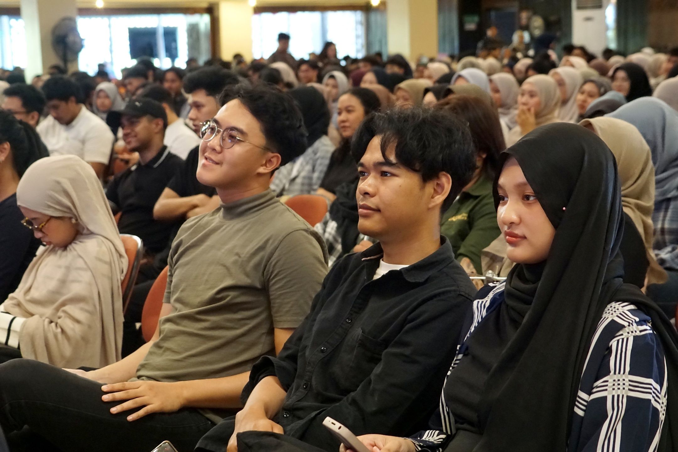 Dihadapan Calon Wisudawan UGM, Wali Kota Yogya Hasto Ingatkan Anak Muda Jangan Jadi ‘Generasi Stroberi’