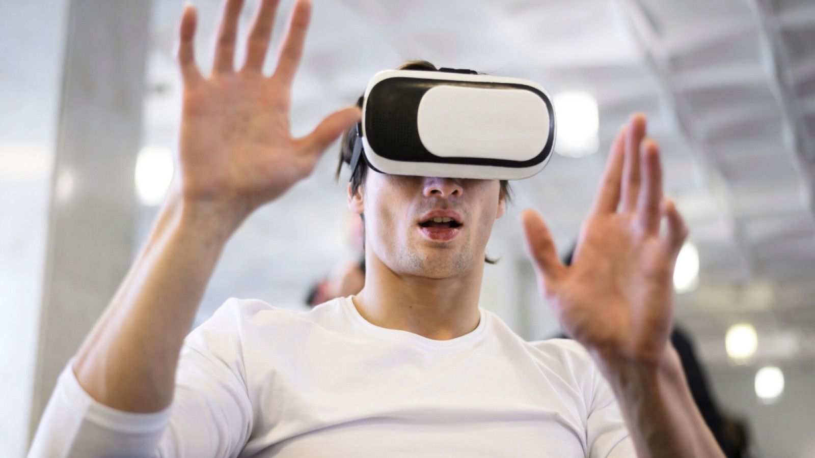 Revolusi Industri Game: Menuju Era Realitas Virtual dan Kecerdasan Buatan