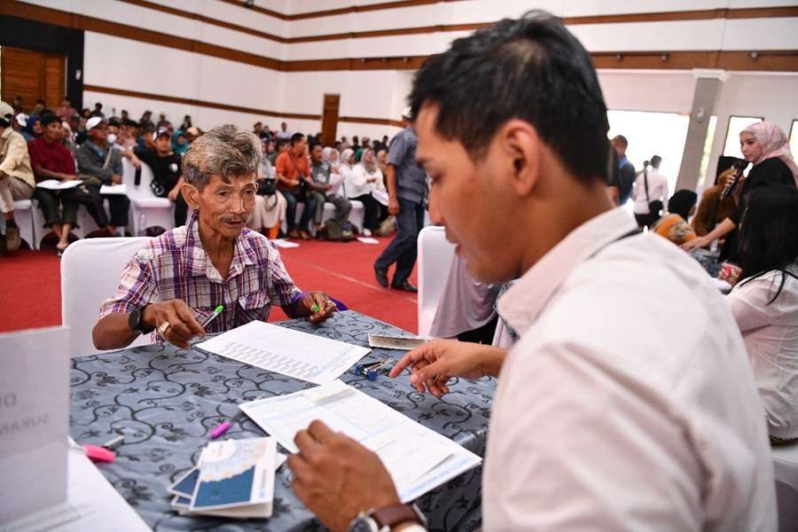 Gubernur Dedi Mulyadi Pastikan Warga Terdampak Penataan DAS Tetap Dapat Hunian Sementara