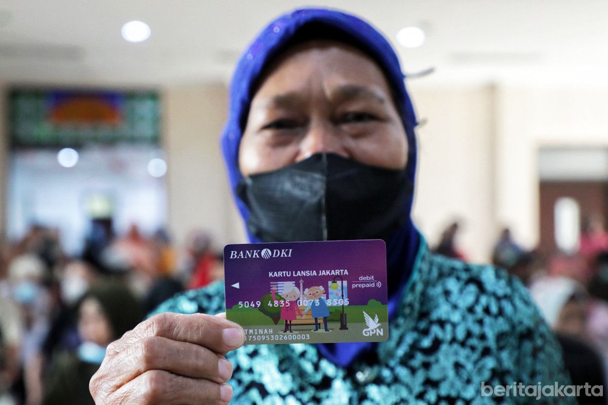 196.451 Warga Terima Bansos PKD November, Termasuk 19.547 Penerima Baru