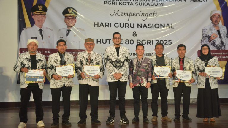 PGRI Kota Sukabumi Gelar Malam Anugerah “Hebat” Peringati HGN dan HUT ke-80