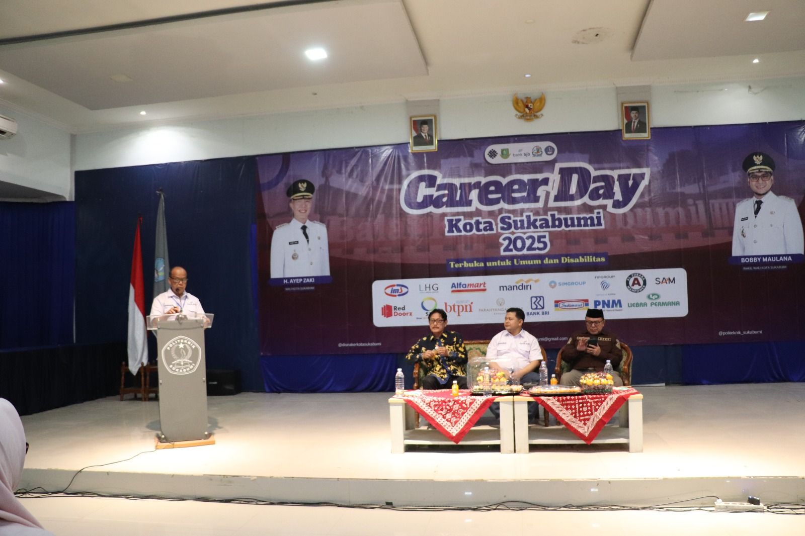 1.616 Pencari Kerja Padati Career Day Disnaker Kota Sukabumi