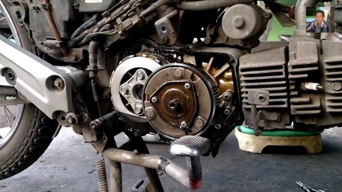 5 Ciri Motor Wajib Turun Mesin, Jangan Tunggu Sampai Rusak Total!