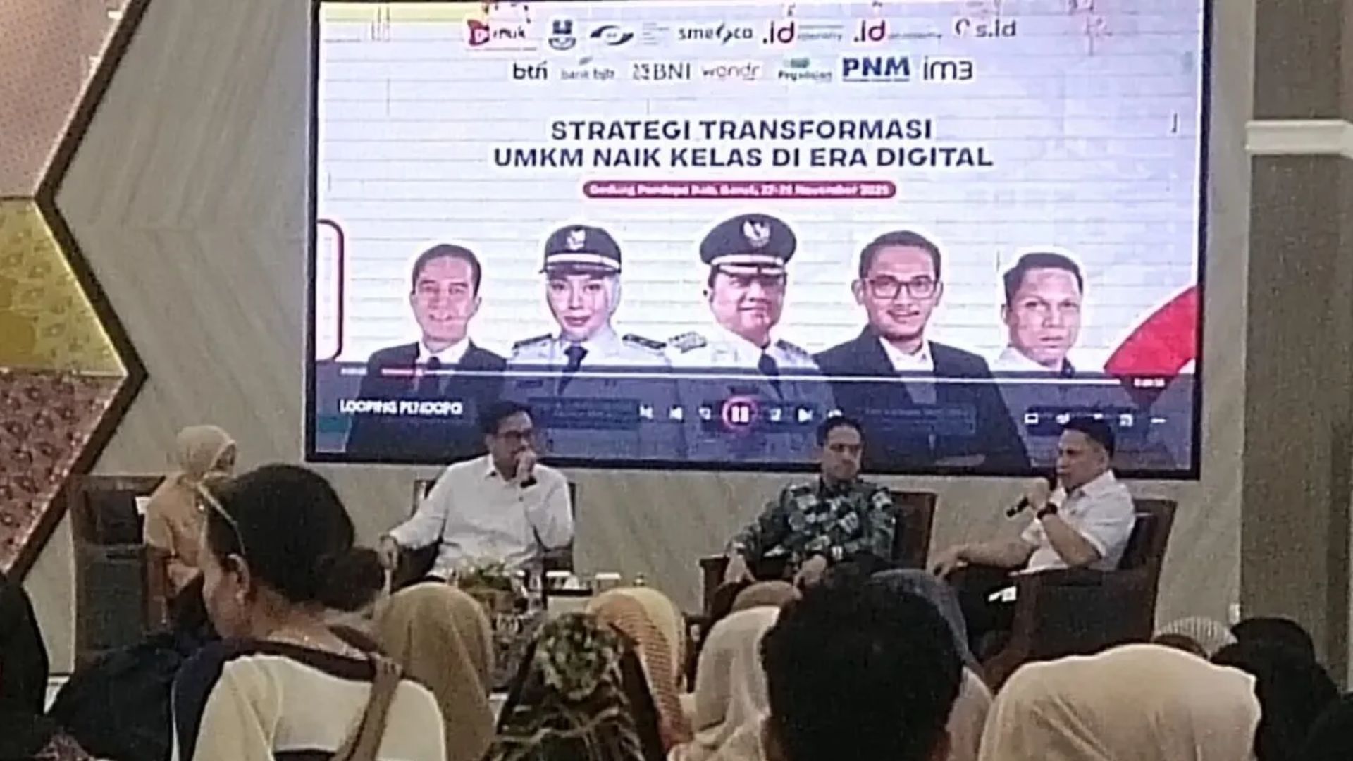 Stafsus Presiden Dorong UMKM Garut Beradaptasi dengan Teknologi Digital