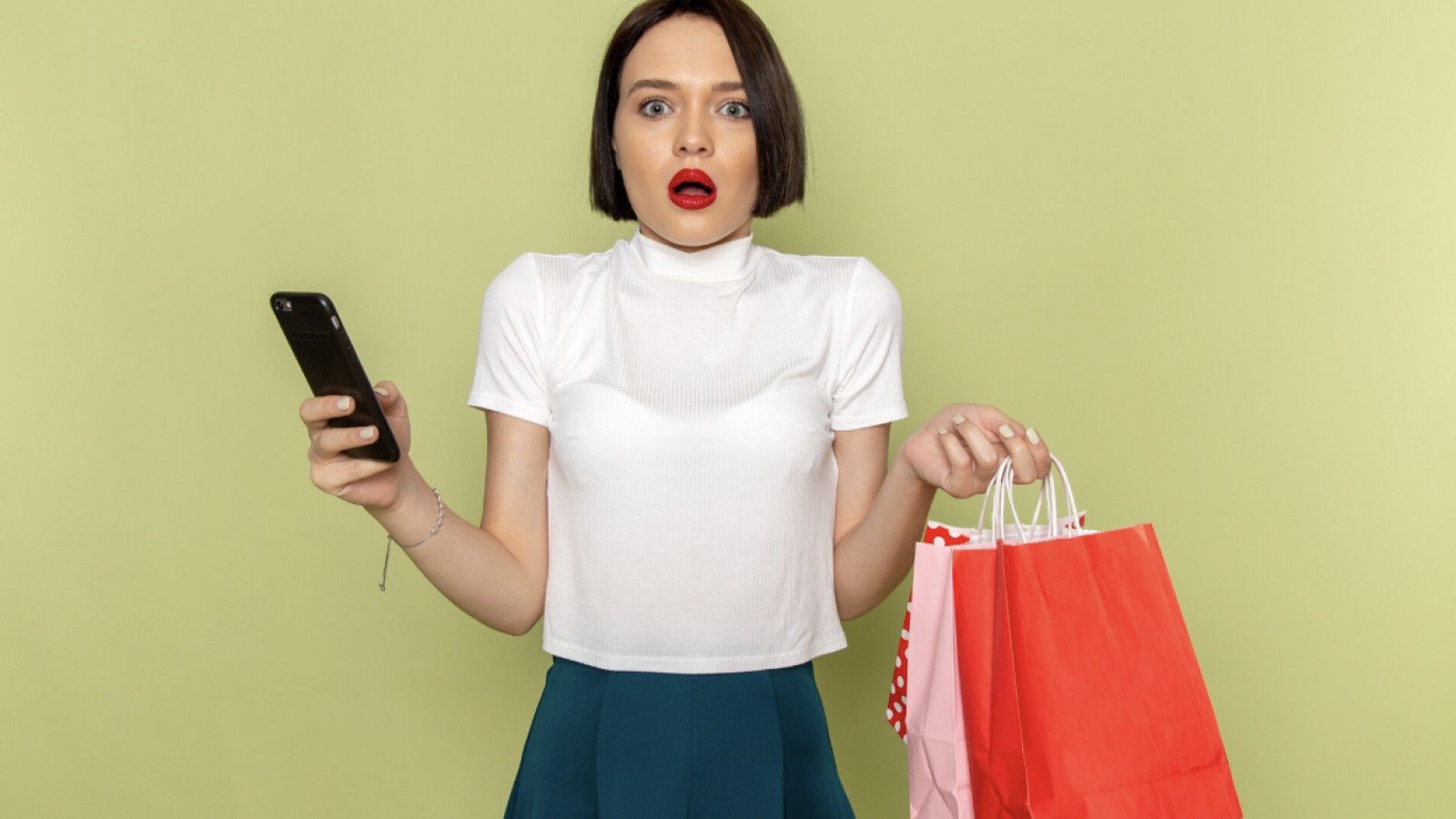 Mengatasi Godaan Belanja Impulsif di Era Diskon
