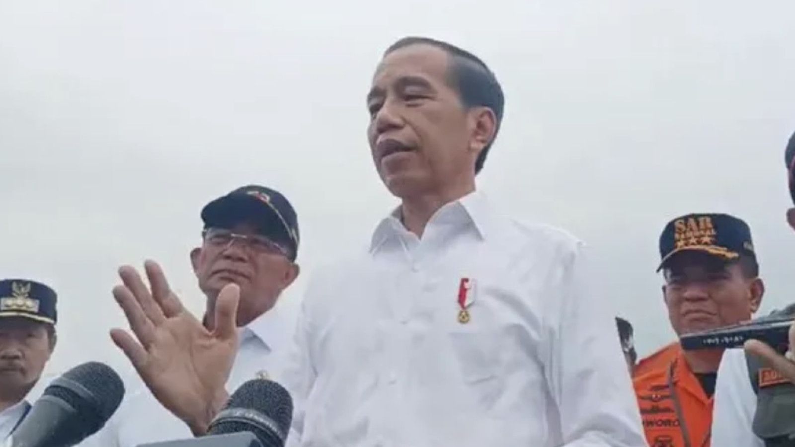 Jokowi Klarifikasi Status Bandara Khusus IMIP di Sulawesi Tengah