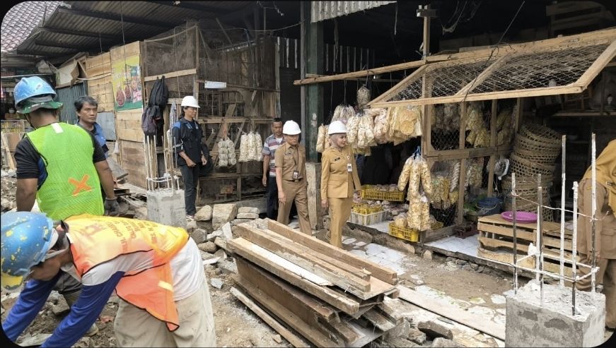 Menghabiskan Rp. 1,7 Miliar Pasar Bojo Mendapat Renovasi Atap Bocor