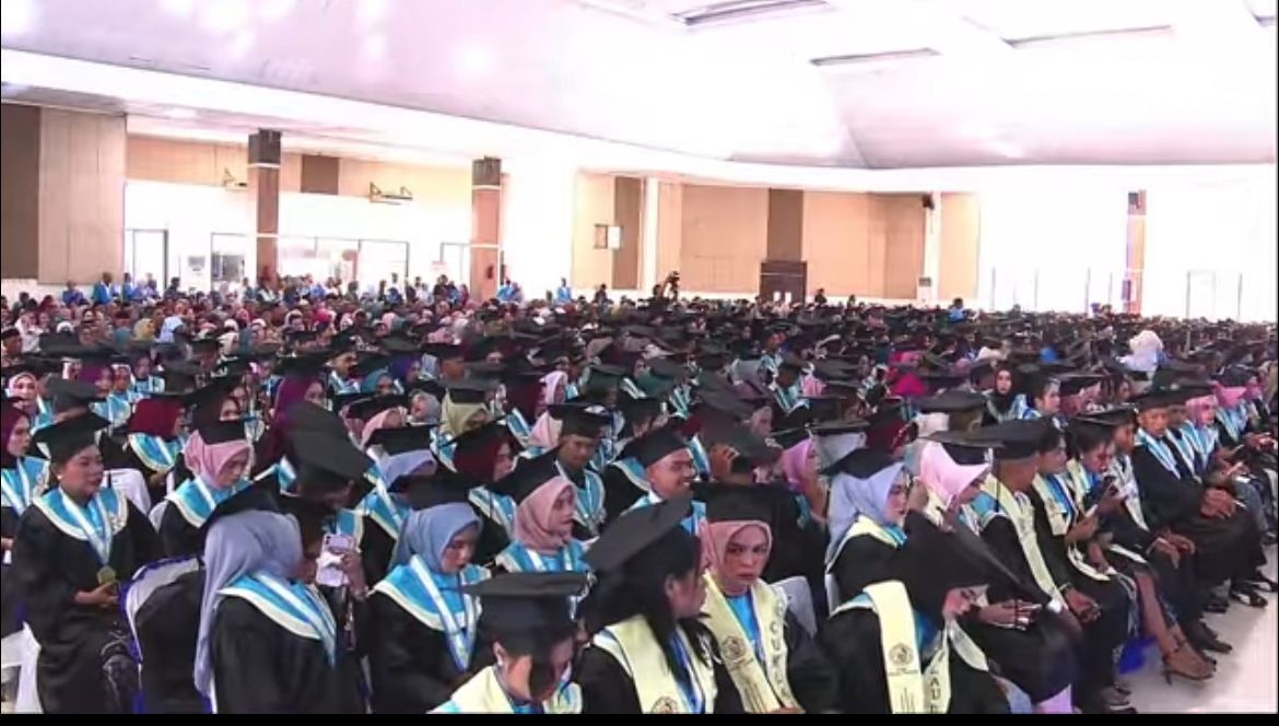 STIKES Maluku Husada Wisuda 731 Lulusan, 104 Raih Predikat Sangat Memuaskan