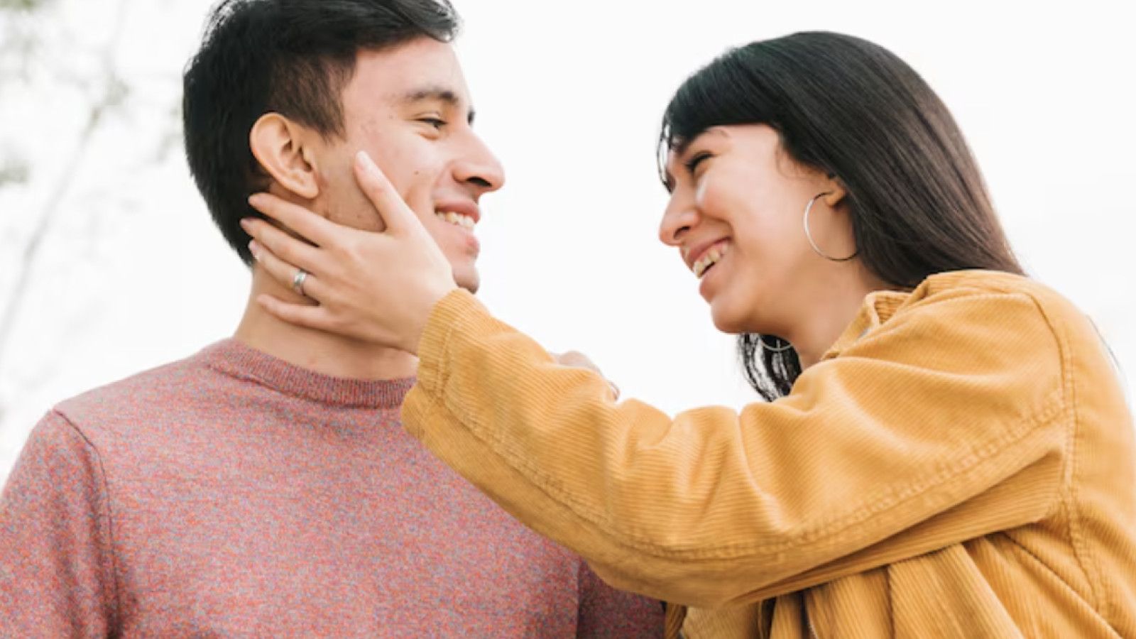 Memahami Love Language: Pentingnya Menghargai Ekspresi Cinta dalam Hubungan