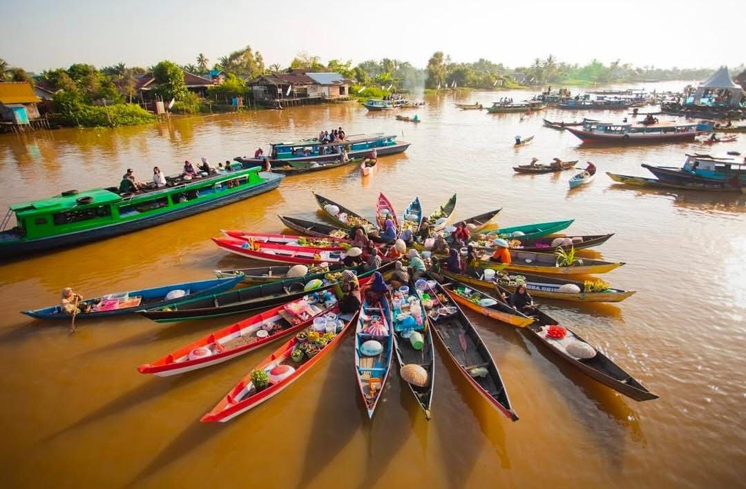 Panduan Lengkap Menuju Pesona Pasar Terapung Lok Baintan: Rute, Tips, dan Pengalaman Tak Terlupakan