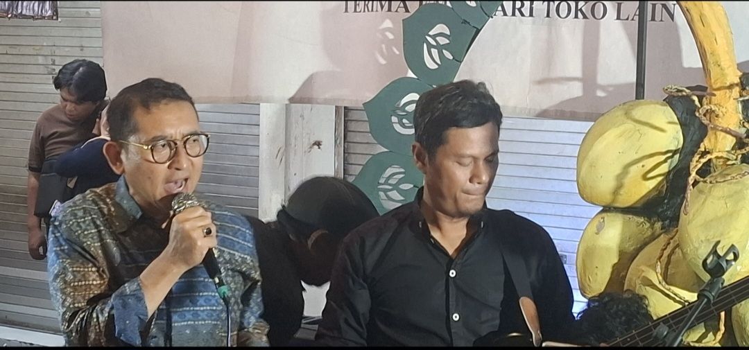Momen Fadli Zon Nyanyi Bareng Musisi Jalanan Malioboro Dengan Judul Lagu ‘O Sole Mio’ Hingga Sedekah Uang Untuk Musisi