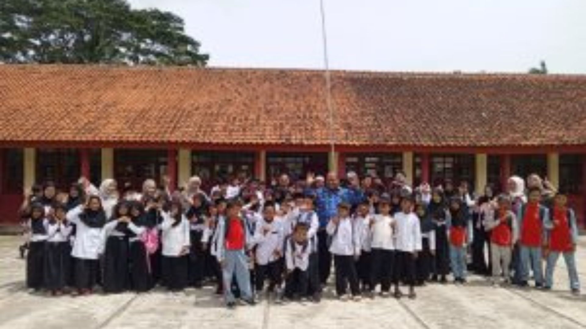 Banyak Anak Sudah Main Medsos, Poltekesos Ingatkan Pentingnya Batasan Penggunaan Gadget
