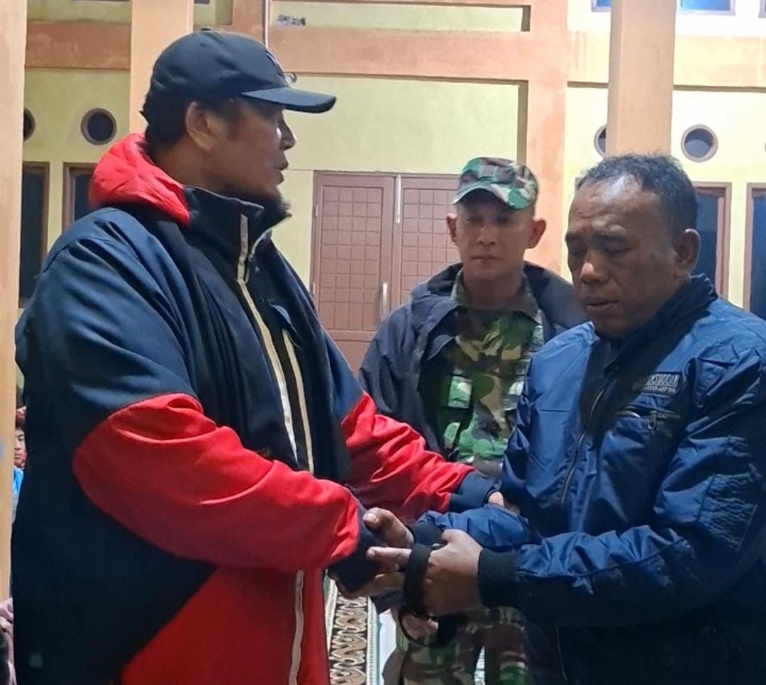 Wakil Ketua DPRK Aceh Tengah Salurkan Bantuan ke Desa Daling, Bebesan