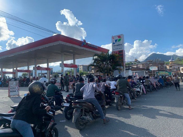 Panic Buying BBM Bikin Aceh Tengah Kritis: Genset Evakuasi & Rumah Sakit Kehabisan Pasokan