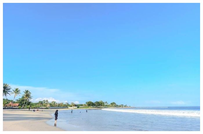 6 Wisata Pantai Anyer yang Bikin Pikiran Kamu Tenang, Awas Ketagihan!