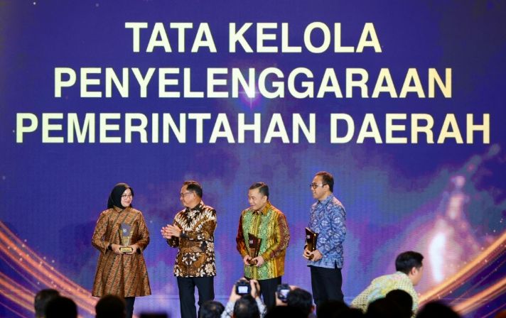 Pemkab Banyuwangi Raih Penghargaan Tata Kelola Pemerintahan Daerah Terbaik, Dapat Skor 82,92