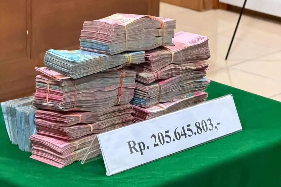 Tiga Pejabat KPU Pangkep Jadi Tersangka Korupsi Dana Hibah Pilkada 2024