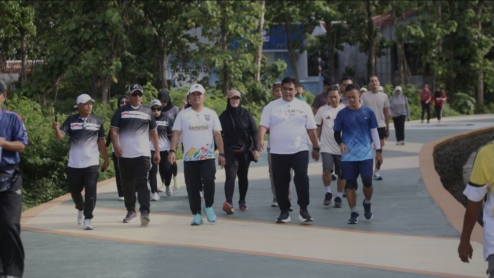 Dengarkan Keinginan Rakyat Bupati Tegal Tinjau Lokasi Perbaikan GOR