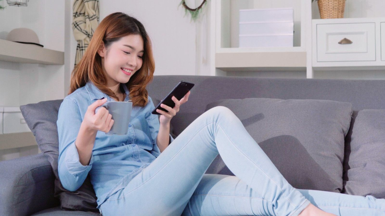 Peralihan dari Panggilan ke Chat: Fenomena Komunikasi Modern