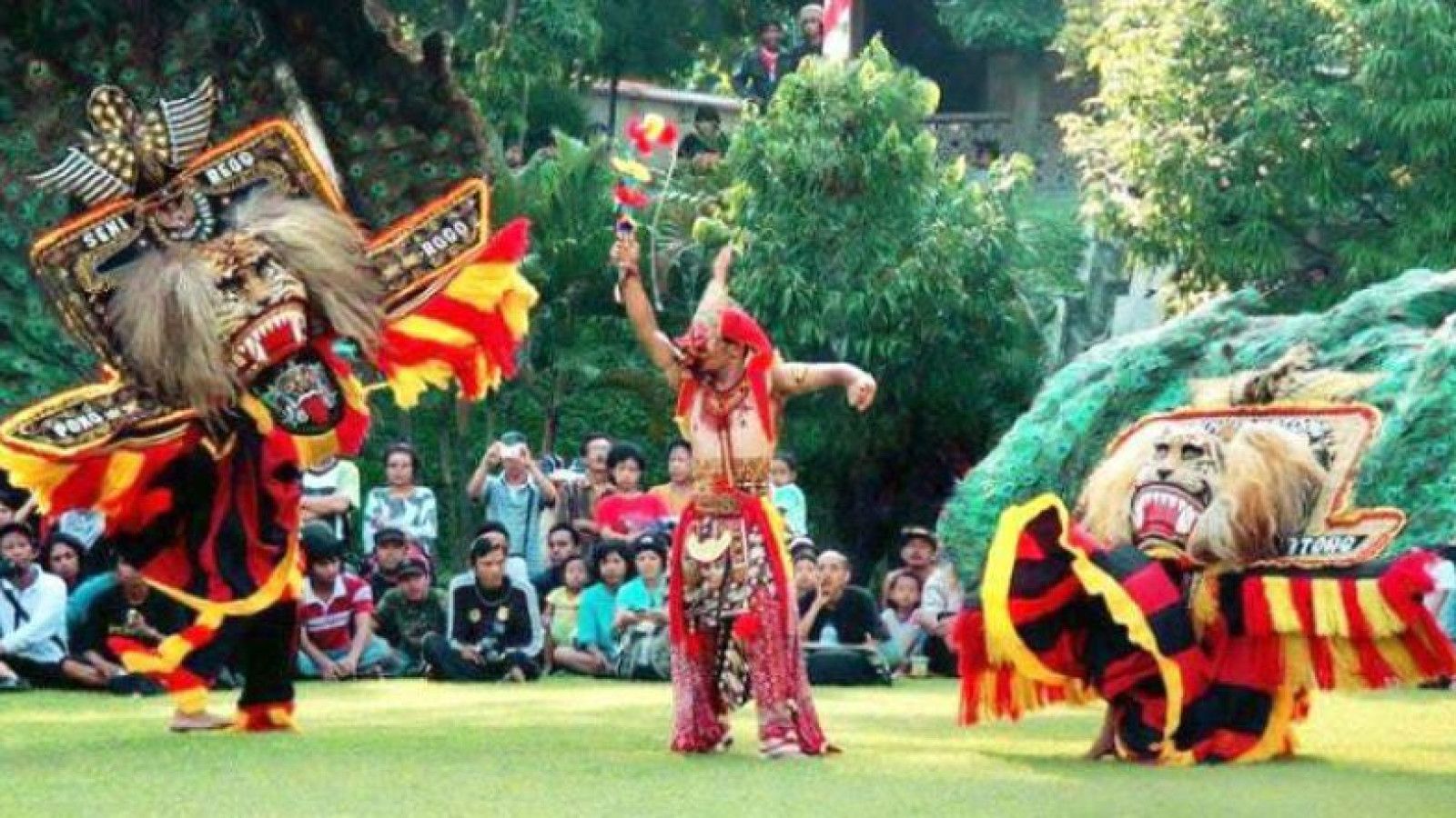 Pengakuan Internasional untuk Budaya Indonesia: Reog Ponorogo, Kolintang, dan Kebaya Resmi Menjadi Warisan Takbenda UNESCO