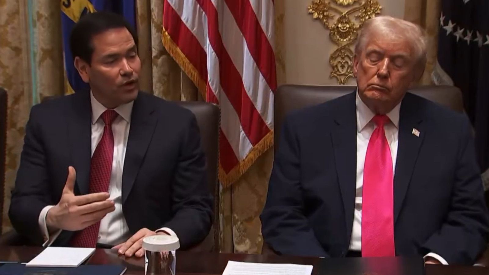Kondisi Kesehatan Presiden Trump Dikhawatirkan Setelah Tertidur Saat Rapat Kabinet