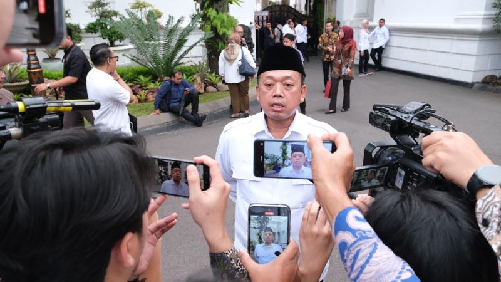 Ancaman Mafia Tanah: Pentingnya Pembaruan Sertifikat di Indonesia