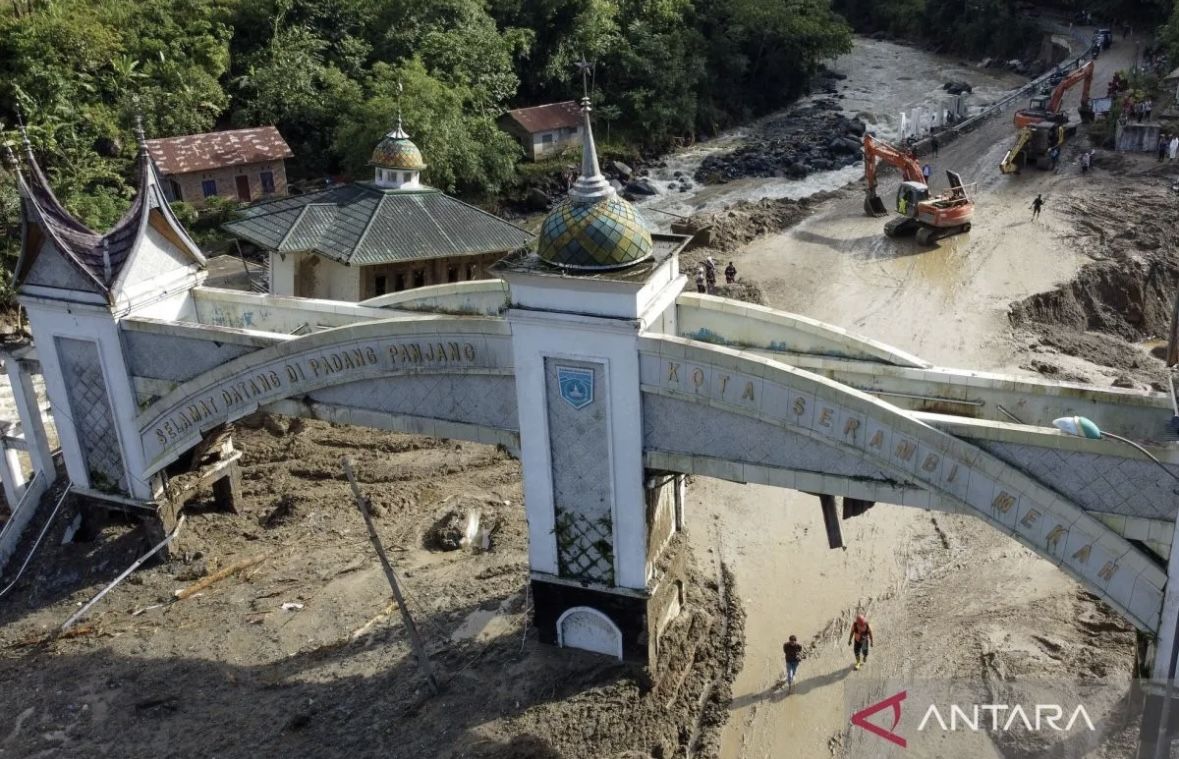 Pilu! 5 Ikon Wisata Sumatera yang Luluh Lantak Akibat Banjir Bandang, Gajah Mati Tertimbun Serpihan Kayu