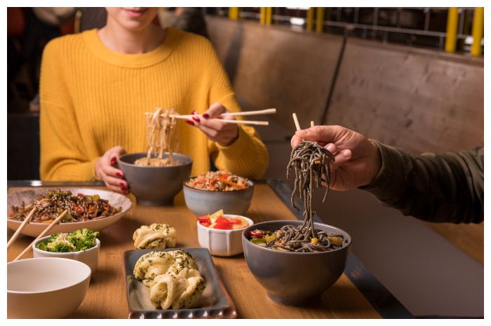 Viral! Restoran Korea Larang Tamunya Makan Sendirian, Warganet Nyesek dan Ngedumel