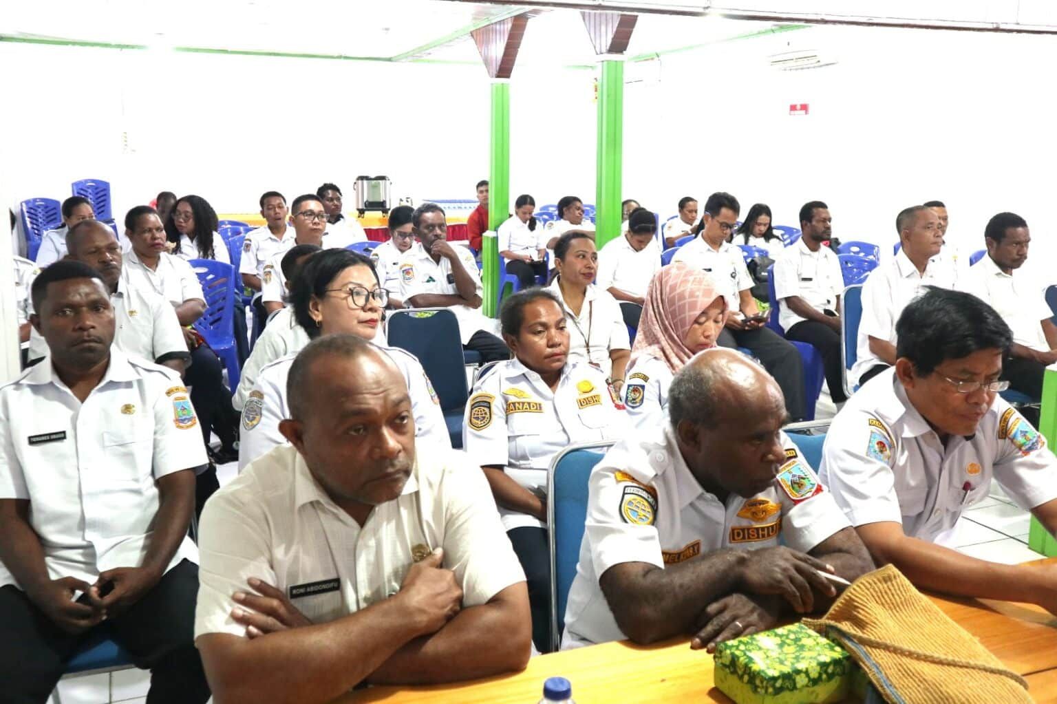 Pemprov Papua Tengah Perketat Penegakan Kode Etik ASN: Larangan Beristri Dua Jadi Sorotan Utama dalam Sosialisasi di Nabire