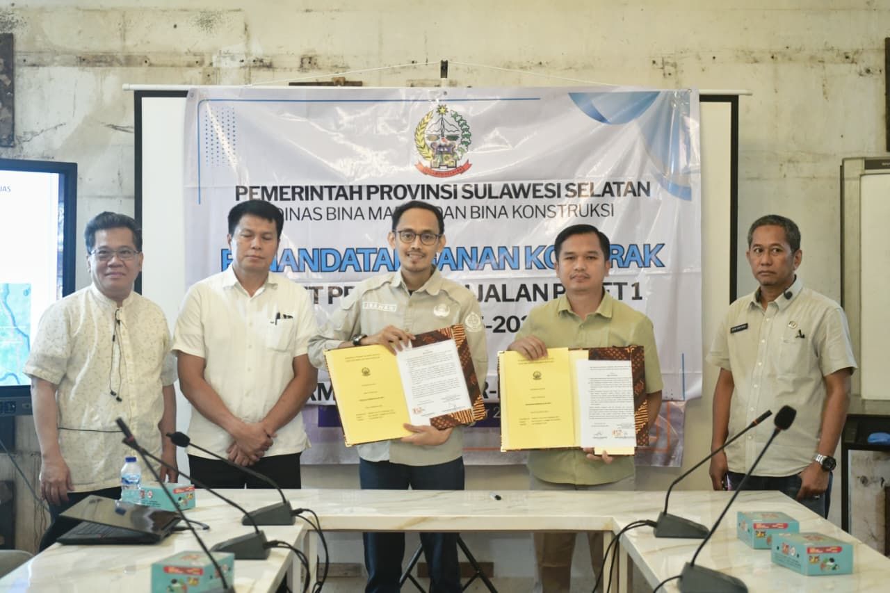 Pemprov Sulsel Teken Kontrak Rp1,43 Triliun Benahi 805 Km Jalan: Prioritas Ruas Padat Keluhan Warga