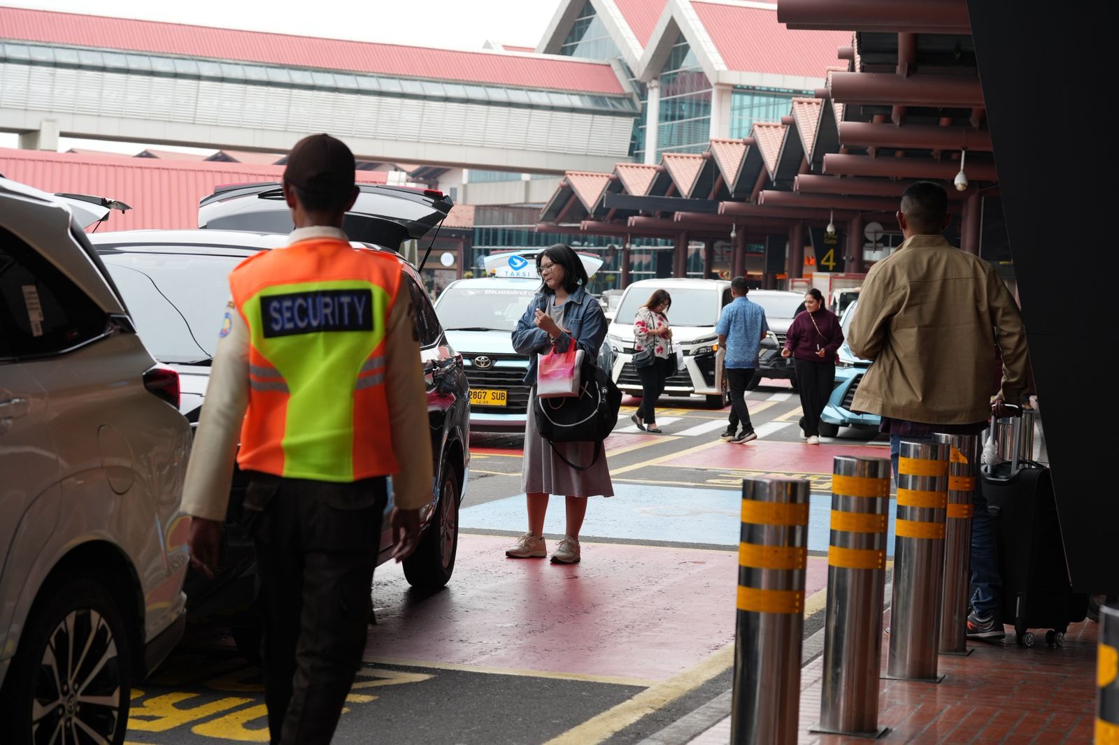 Bandara Soekarno-Hatta Tunda 109 penerbangan Akibat Cuaca Buruk