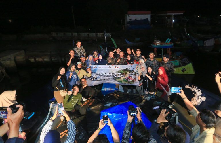 Misi Kemanusiaan! Banda Aceh Kirim Bantuan Lewat Laut Dipimpin KP Hiu 12