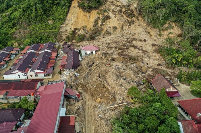 Warga Kampung Jawa Mulai Kelaparan, Cuma Terima 4 Kg Beras untuk Satu Dusun Sejak Banjir Sumatra