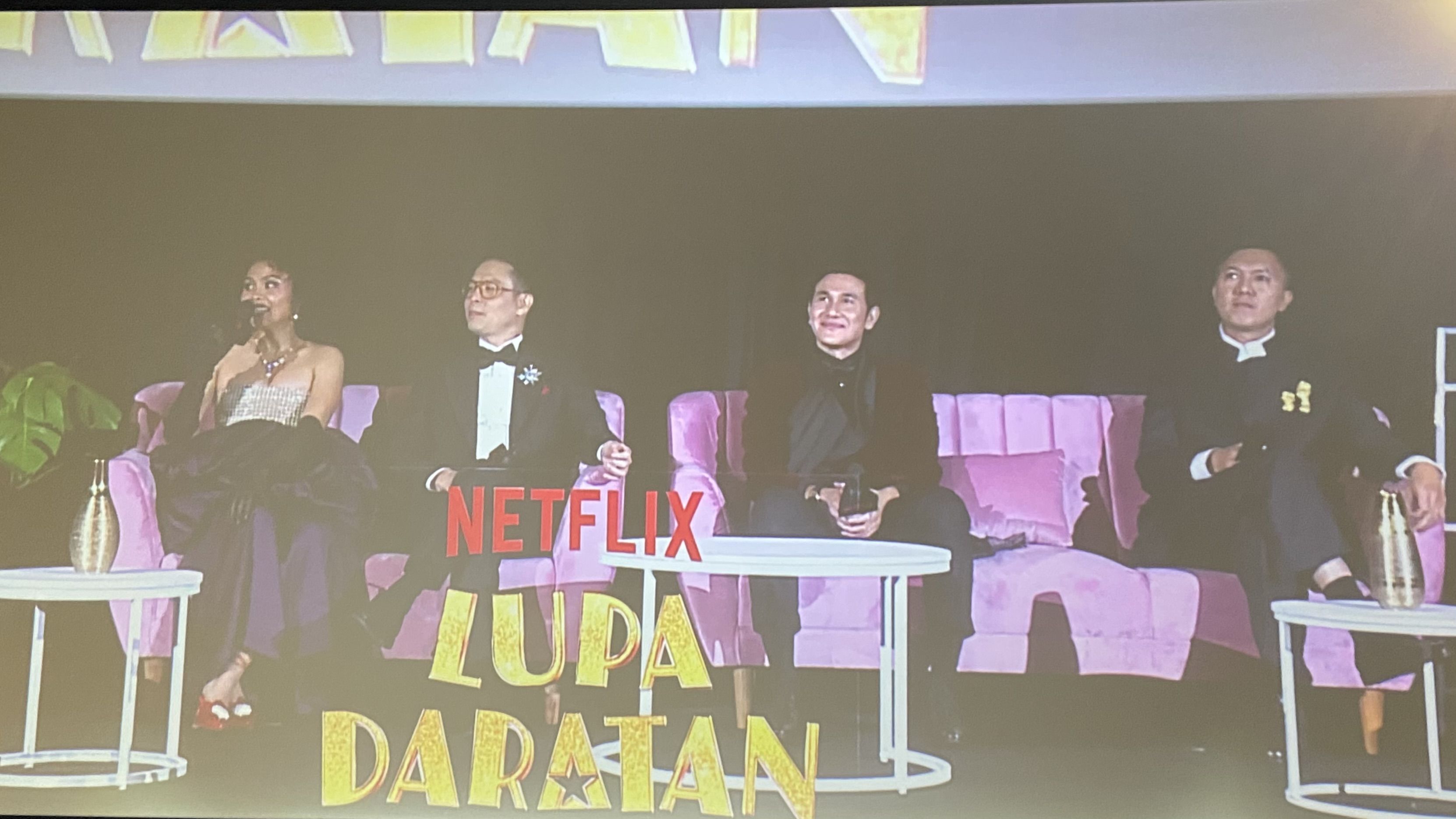 Lupa Daratan: Kisah Aktor Top yang Mendadak Tak Bisa Akting di Film Baru Ernest Prakasa