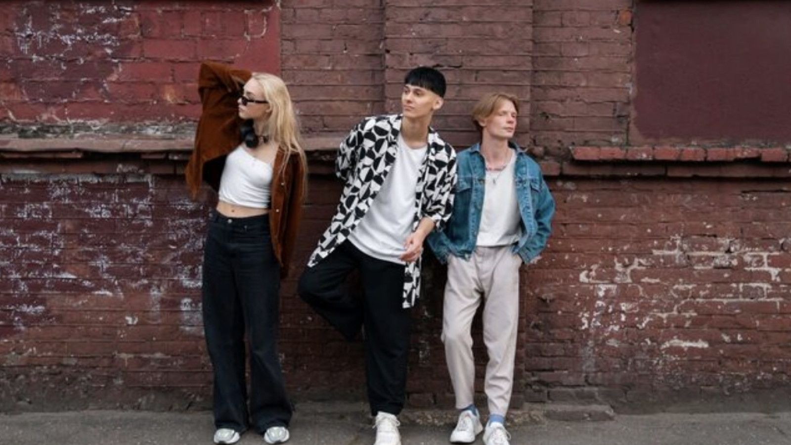 Gaya Street Style: Tampil Stylish dengan Sentuhan Premium