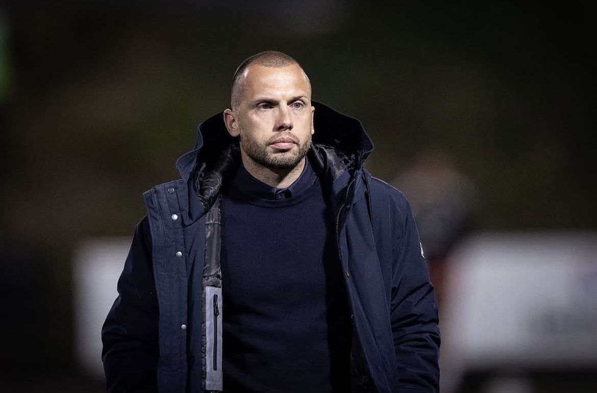Masih Nganggur Usai Dipecat Ajax, John Heitinga Pilih Tolak Tawaran Jadi Pelatih Timnas Indonesia