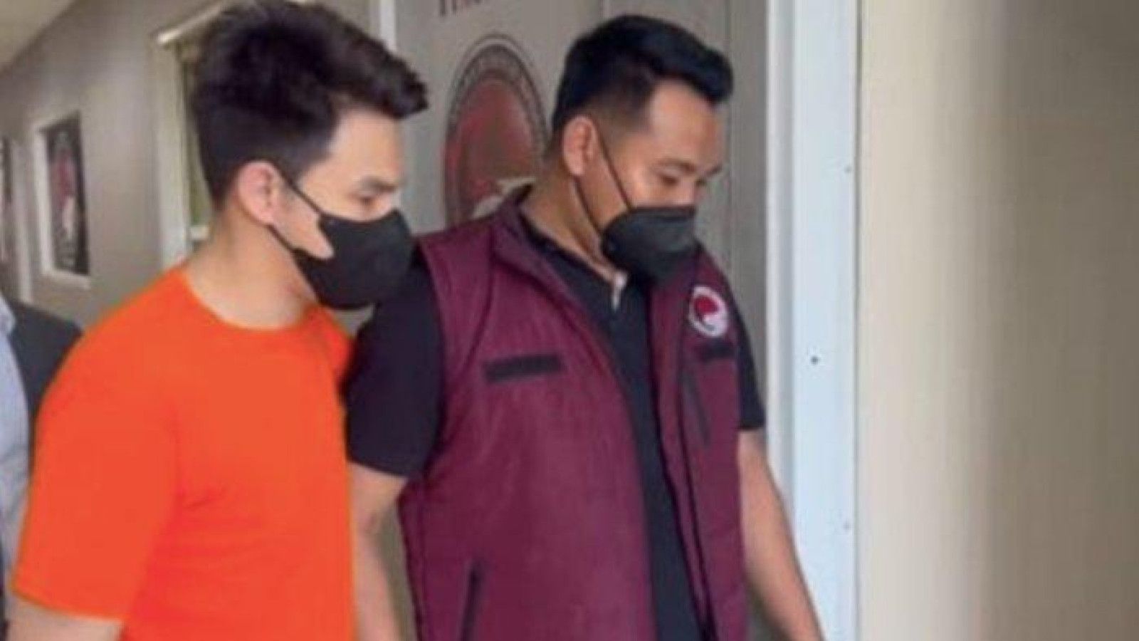 Pelimpahan Kasus Rokok Elektrik Jonathan Frizzy Resmi Dilakukan Kejaksaan