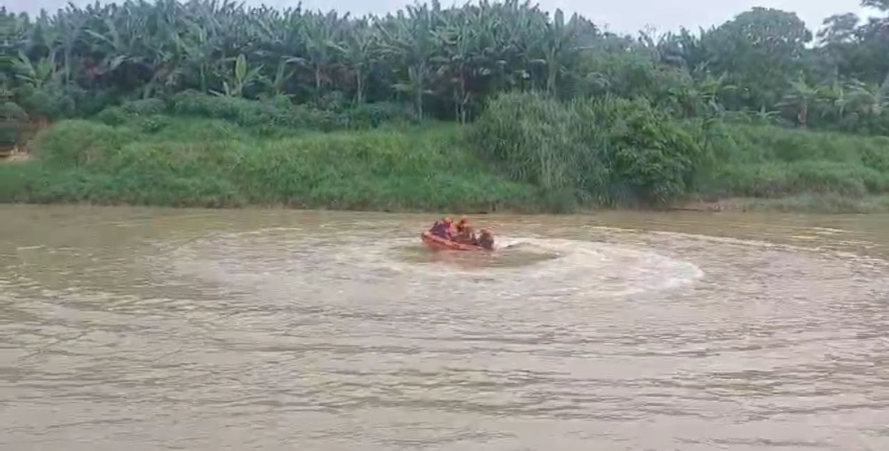 Anak Usia 9 Tahun Hanyut 1 Di Sungai Ciujung Kibin