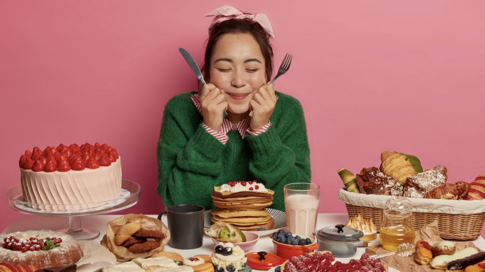 Makan Berlebihan Saat Perayaan Akhir Tahun: Apa Penyebabnya?