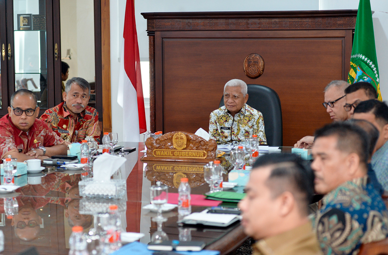 Wagub Surya Instruksikan OPD Perketat Antisipasi Natal dan Tahun Baru